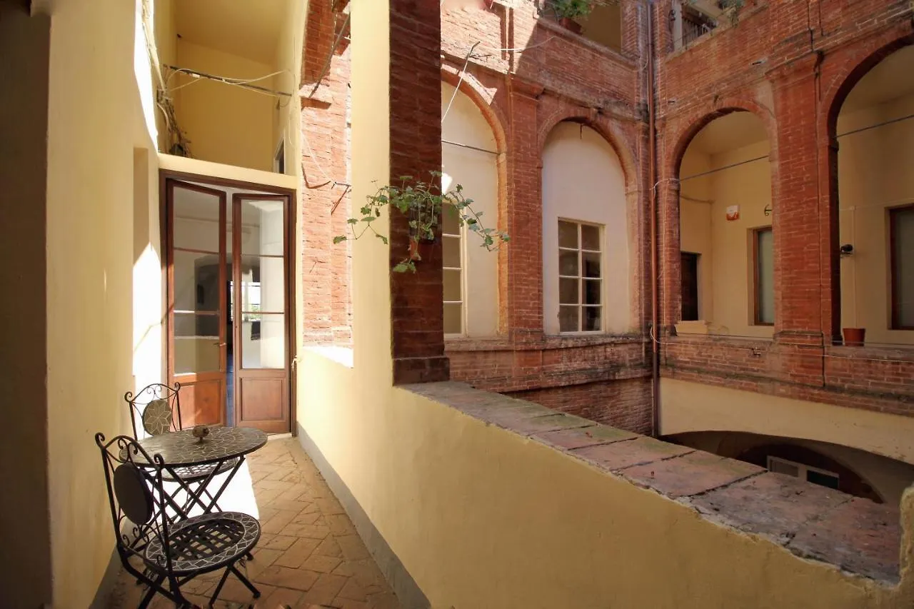 Palazzo Petroni Appartement Siena Italië